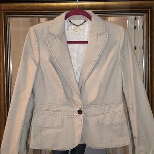 Loft blazer size 6. Excellent condition